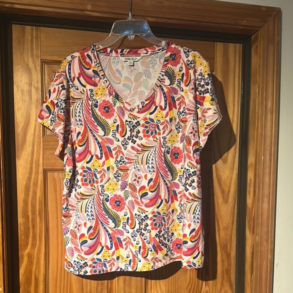 The Pioneer Woman Red and Yellow Graphic Short Sleeve Blouse